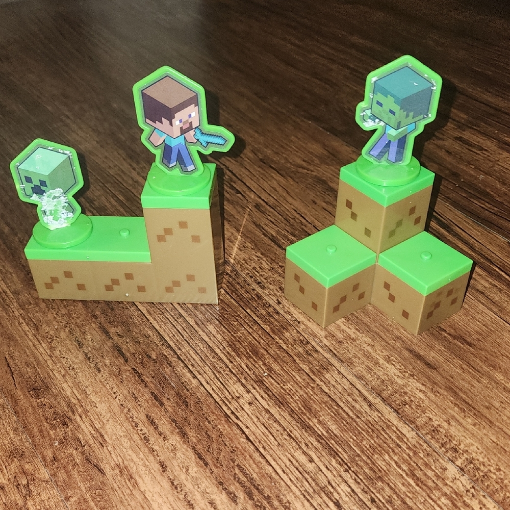 Green and Tan Building Block Set